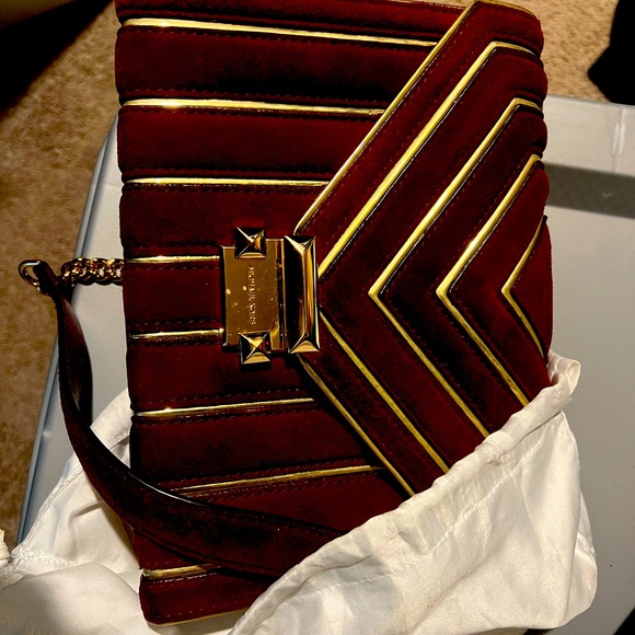 Velvet MK purse. - Picture 2 of 2